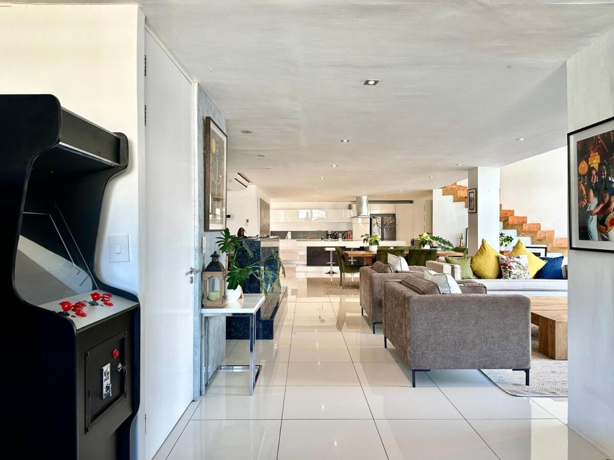 Central Luxury Penthouse, Private Pool & Backup Power Cape Town Dış mekan fotoğraf